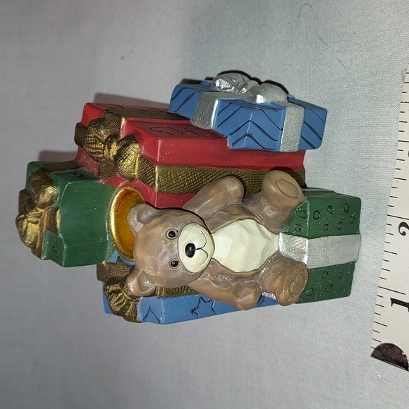 Vintage Avon Porcelain Folk Santa Candle Holder in Original Box 1998 - Picture 5 of 6